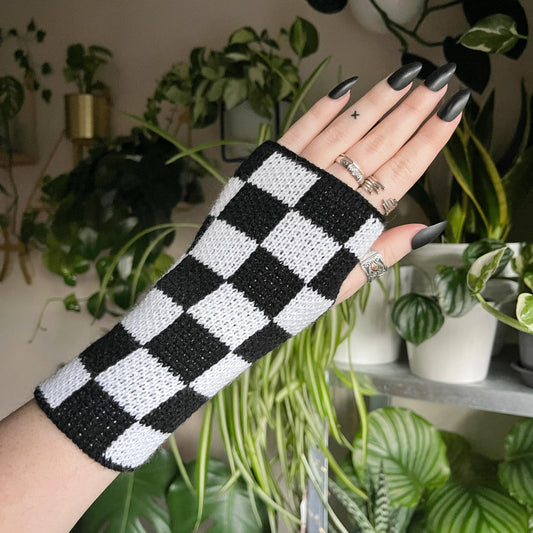 Check Fingerless Gloves