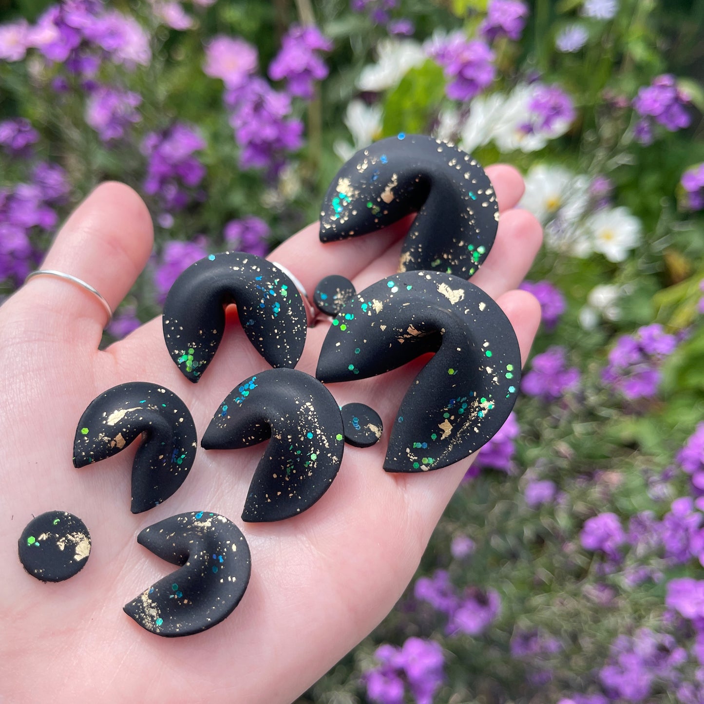 Star Gazer Fortune Cookie Sculpture