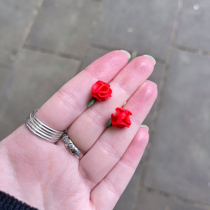 Kiss From a Rose Threader Earrings